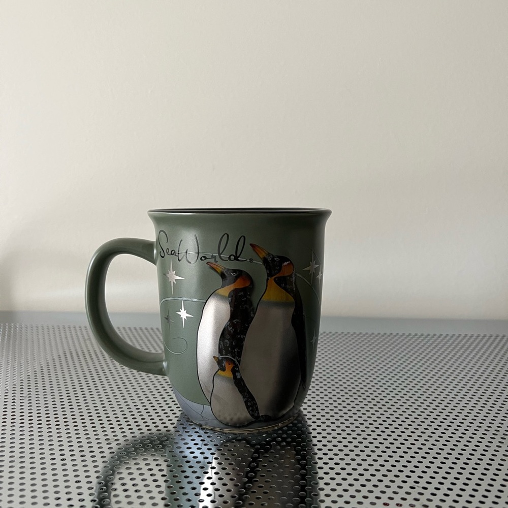 Authentic SeaWorld Penguins Mug Raised Textured 3D Coffee Cup Animal Ceramic